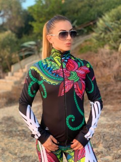 ЯКЕ BORN TO WIN EXCLUSIVE
